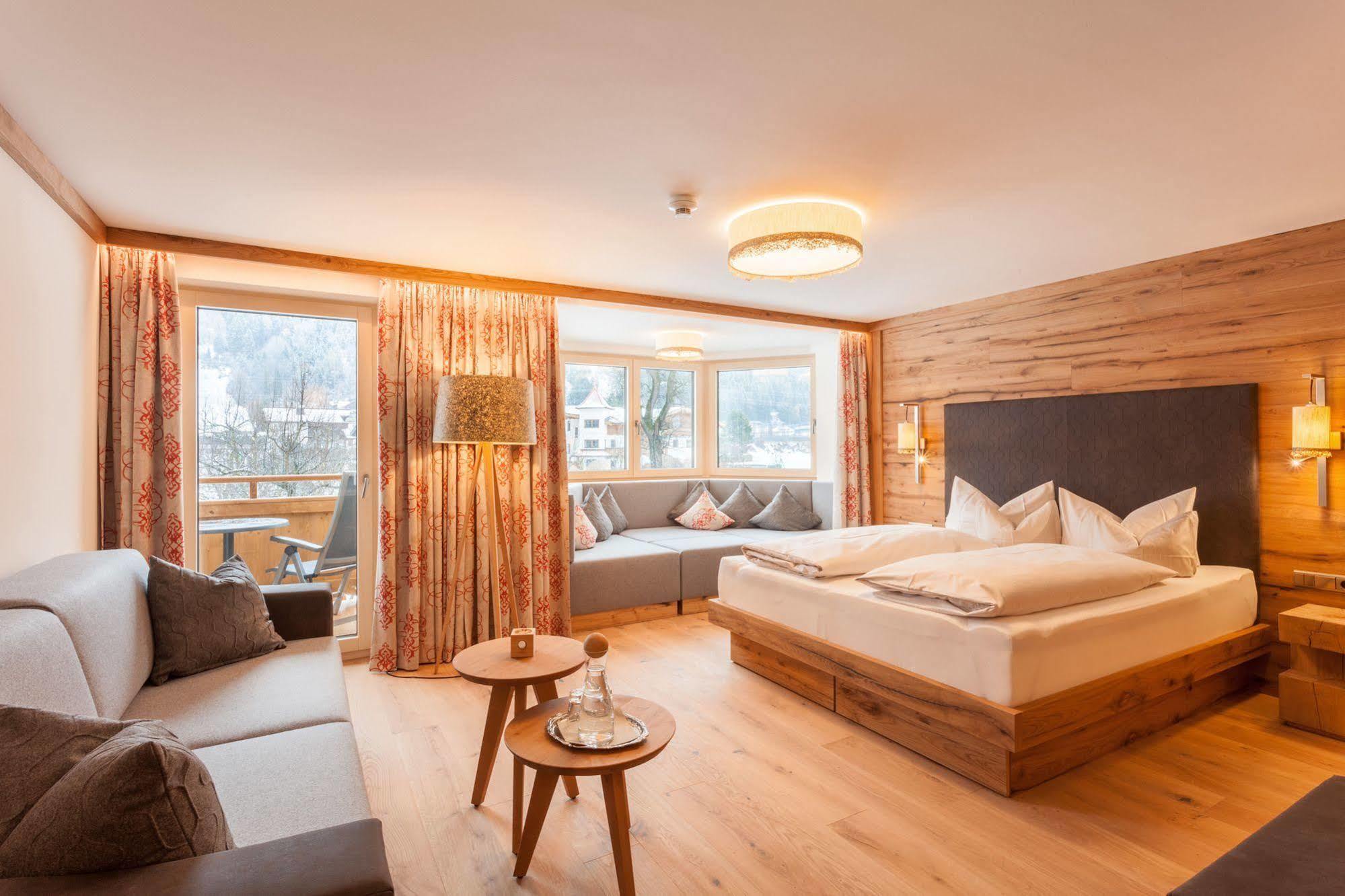 Ferienhotel Sonnenhof Zell am Ziller Exterior photo